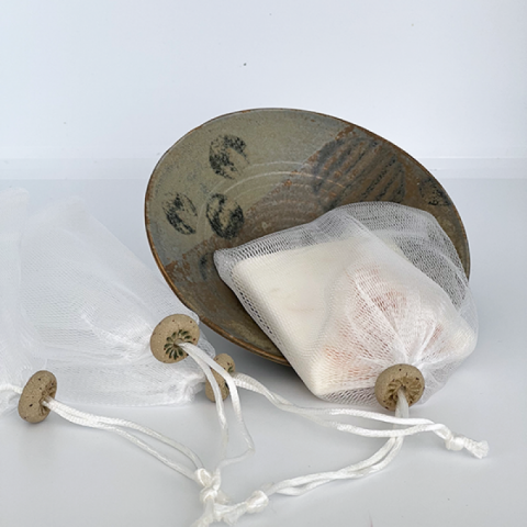 Seifensäcklein mit handgemachter Keram..