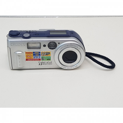Sony DSC-P1 Camera