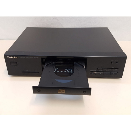 Technics SL-PJ28  CD Player