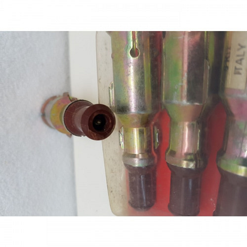 Kerzenstecker entstört gerade