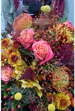 Strauss in den kräftigen Farben