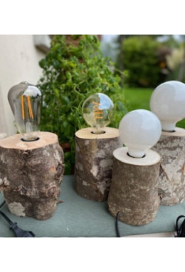 Lampe aus Ybriger Holz klein