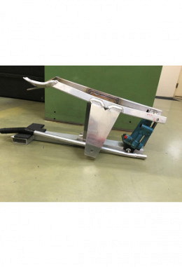 Reifenpresse für das Abdrücken von Mot..