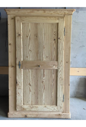 Antik Fichtenschrank