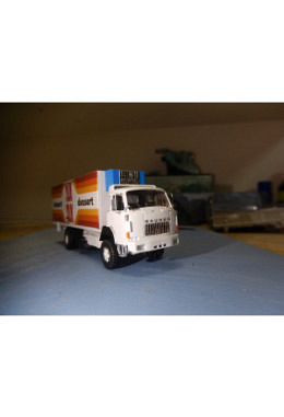 Saurer Umbaukit Kühlergrill 5DF (passend zu Roskopf Kabine)