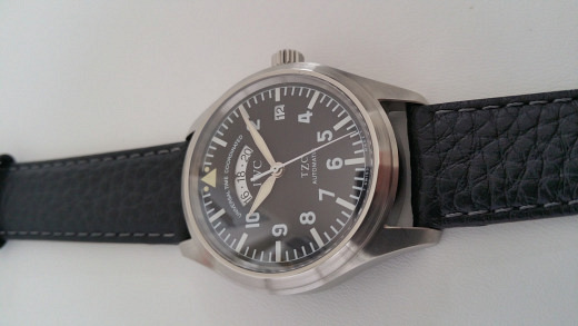 IWC Pilot UTC Tritium 39mm (box)