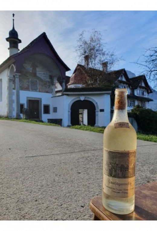 1953 Zwetschgenwasser Originalflasche