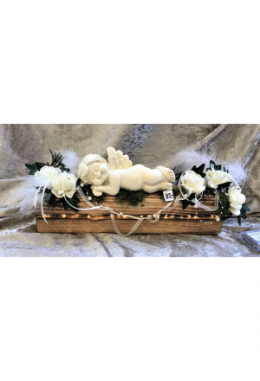 Engel auf Holzbalken weiss  