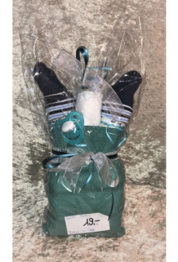 Windelkreation  Babys  im  Bett