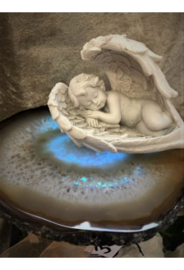 Engel  auf  Achatscheibe   