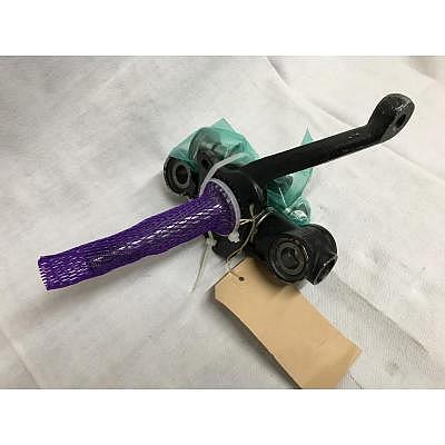 Achsschenkel mit Lagerbügel links -7/65