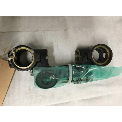 Achsschenkellagerbügel rechts -7/65