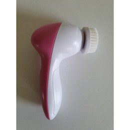 Gesichtsreiniger Bürste