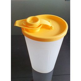 Tupperware Salatdressing Behälter mit Ausgiessöffnung 450ml