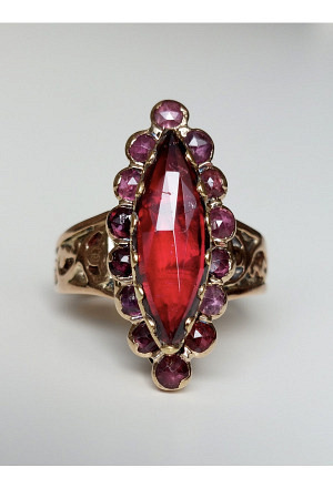 Victorian Navette Perpignan Garnet Ring in 18k Gold
