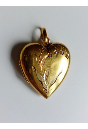 Art Deco 18k Gold Heart Locket with Lily of the Valley
