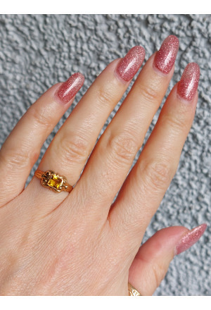 Mid-century 10k Gold Ring with a Yellow Stone