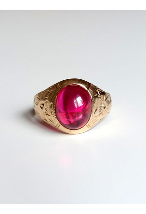 Edwardian 14k Gold Ruby Cabochon Ring