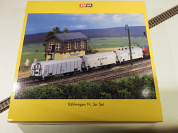 Brawa 1920 Kühlwagen Set  "Interfrigo"..