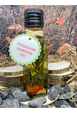 Peperoncini Öl mit Knoblauch