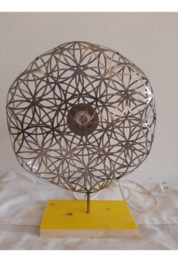 Blume des Lebens Tischlampe Holzsockel