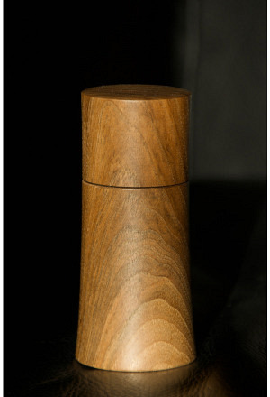 Salzmühle klein aus Walnuss