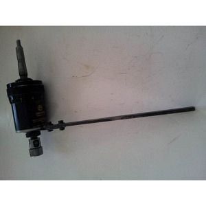 Appareil à tarauder