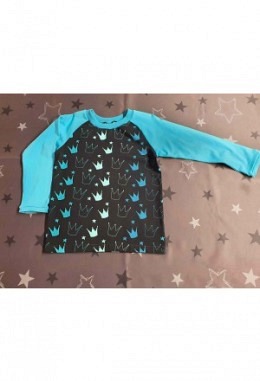 Pullover Raglan Chröndli verrötscht blau Grösse 116/122