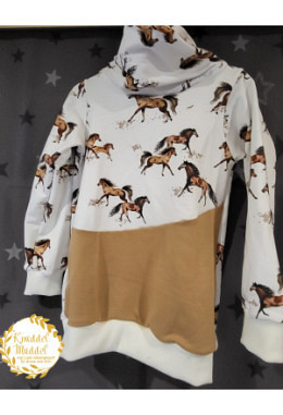 Hoodie handmade Grösse 116 Pferde weiss