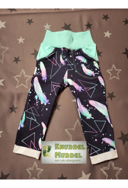 Hose KuddelMuddi handmade Grösse 92 Federn navy/lila/mint