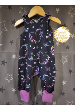 Strampler Lybstes handmade Glitzerherzen und Schmetterlinge Grösse 74