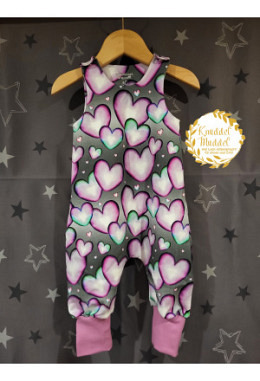 Strampler Lybstes handmade Herzen grau Grösse 80