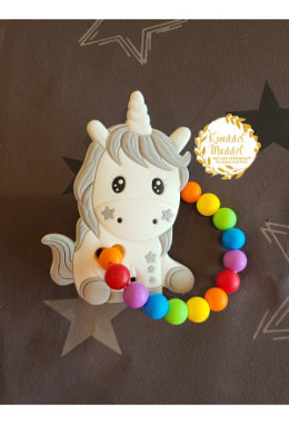 Beissring aus Silikon Einhorn Regenbogen